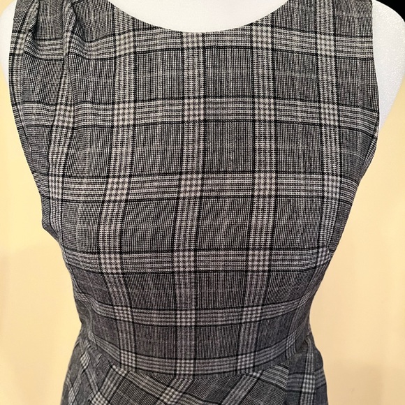 Banana Republic Gray Plaid Sheath Dress - Picture 2 of 5